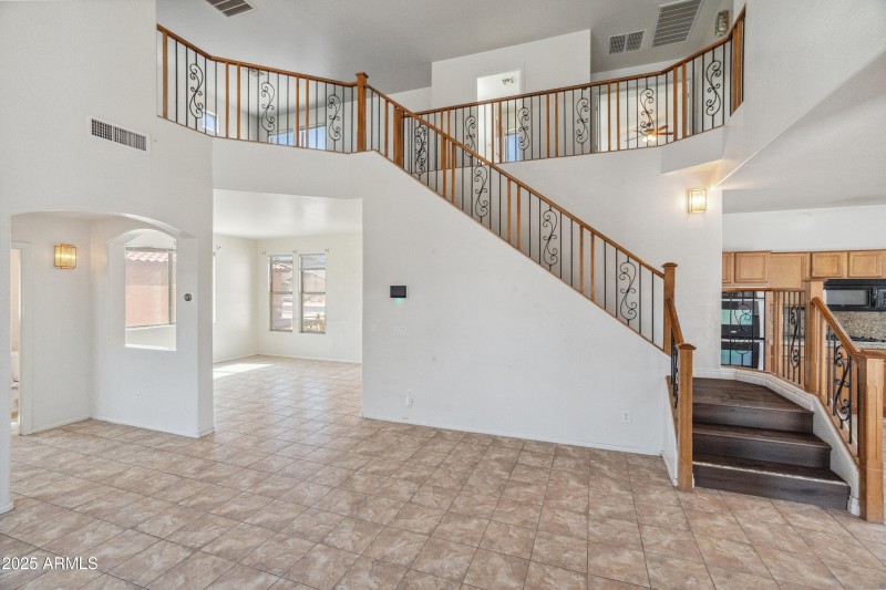 15985 W Bartlett Ave-16