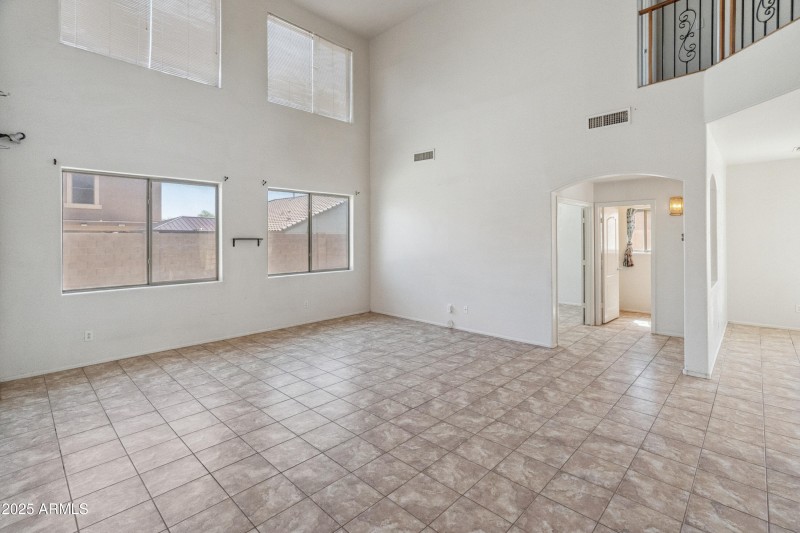 15985 W Bartlett Ave-17