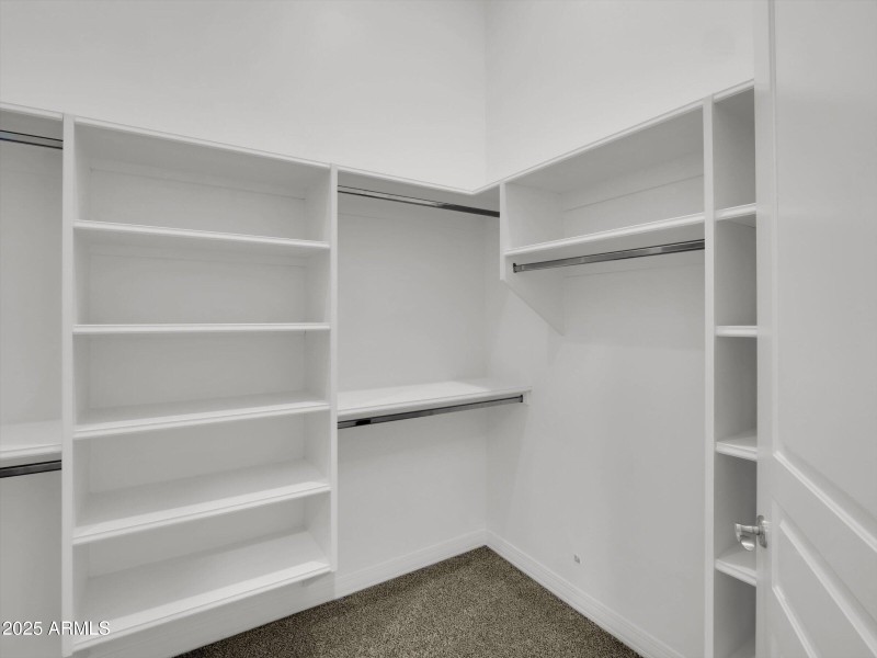 49-8031 W Morten Avenue-49