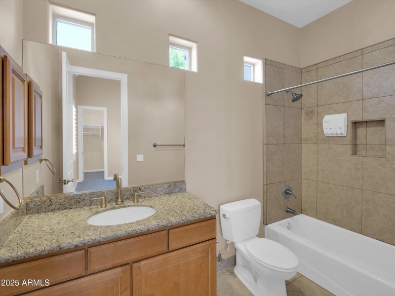 60-8031 W Morten Avenue-60