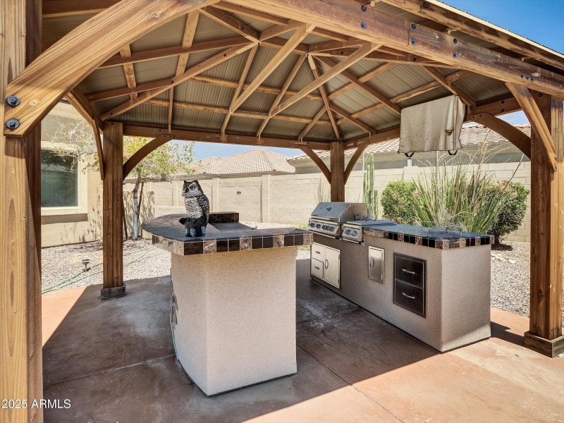 85-8031 W Morten Avenue-85