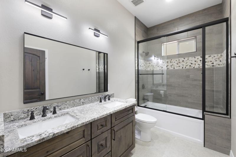 11-web-or-mls-FA9A2164