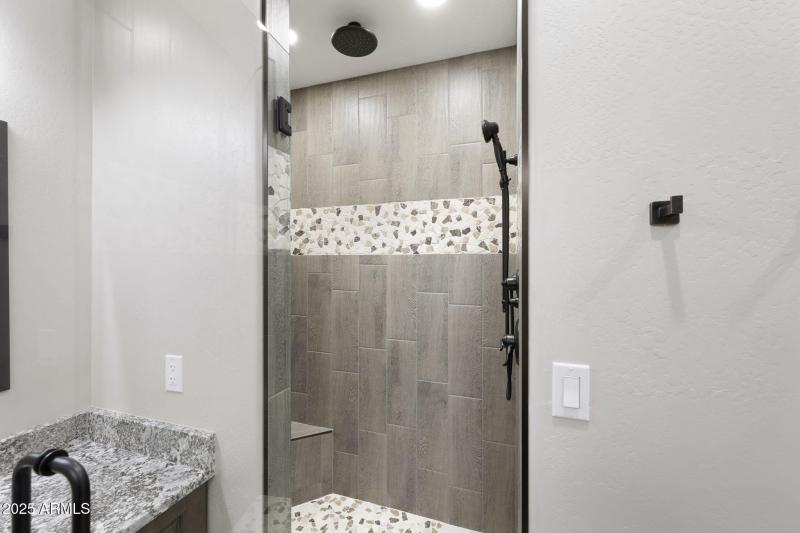 20-web-or-mls-FA9A2219