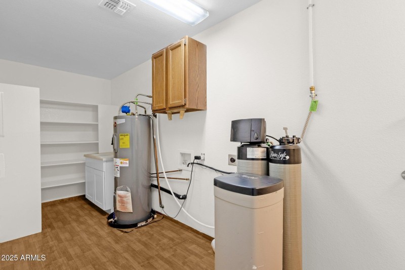 Laundry/Pantry