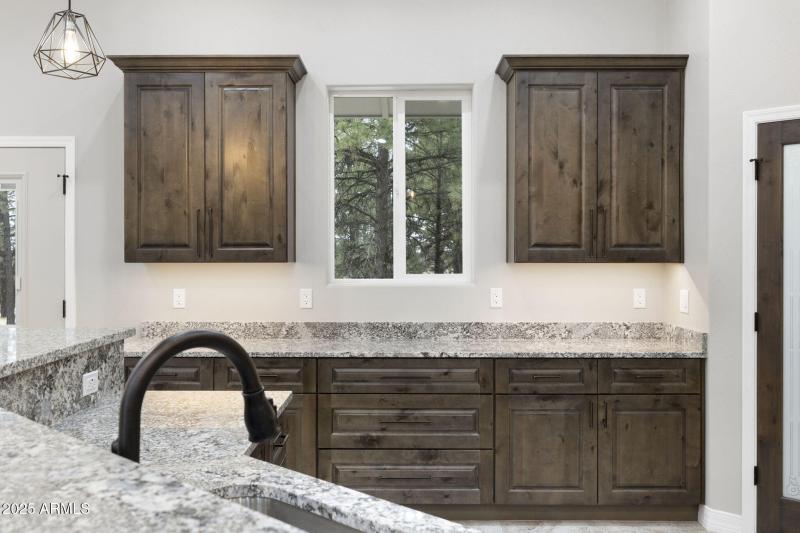 41-web-or-mls-FA9A2410