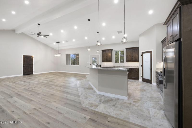 42-web-or-mls-FA9A2415