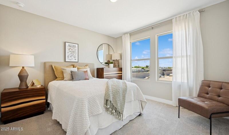 173110_Manor at Legacy Place_Hampton_Bed