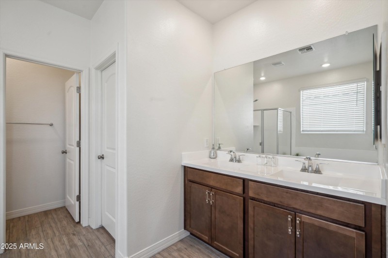 20-Master Bathroom