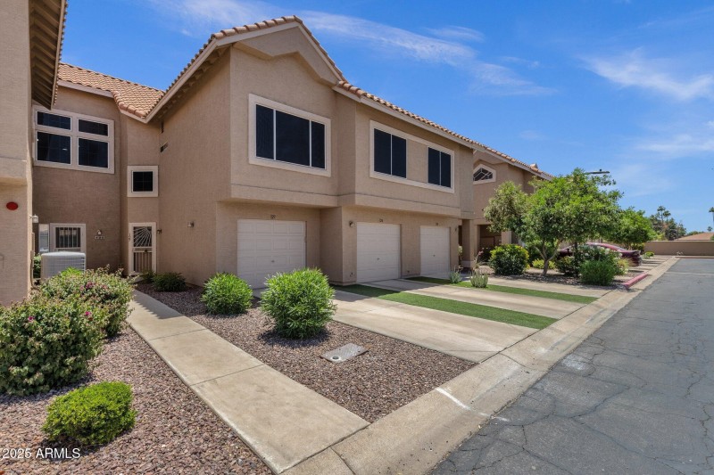 1-web-or-mls-1633-e-lakeside-dr-127