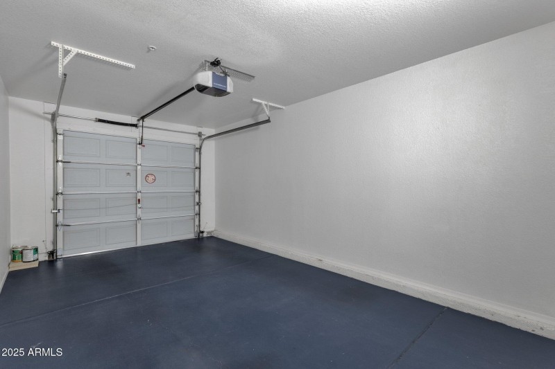 7-web-or-mls-1633-e-lakeside-dr-127