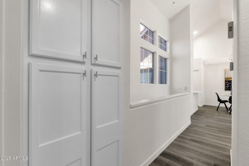 30-web-or-mls-1633-e-lakeside-dr-127