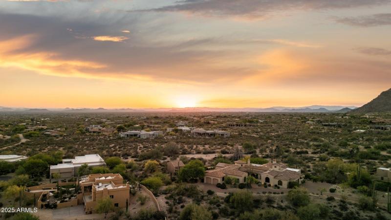 75-web-or-mls-24200-n-alma-school-rd-7