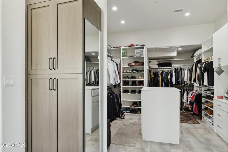 28-web-or-mls-24200-n-alma-school-rd-7