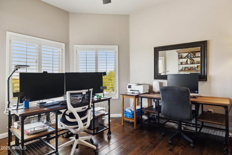 40-web-or-mls-24200-n-alma-school-rd-7