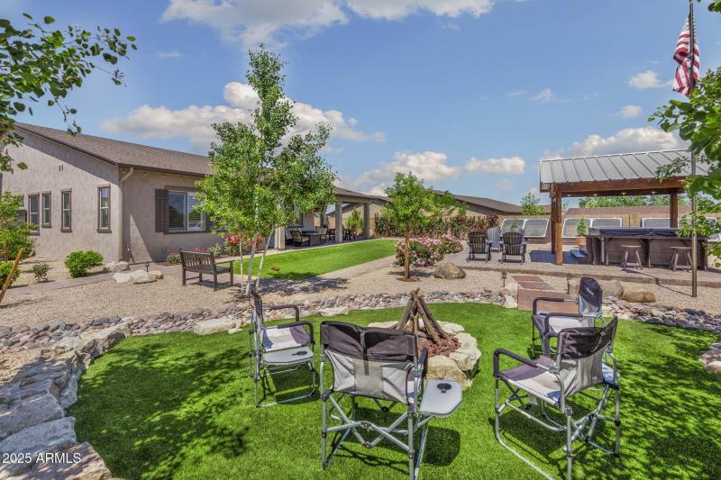 35-web-or-mls-707-lunar-view-way