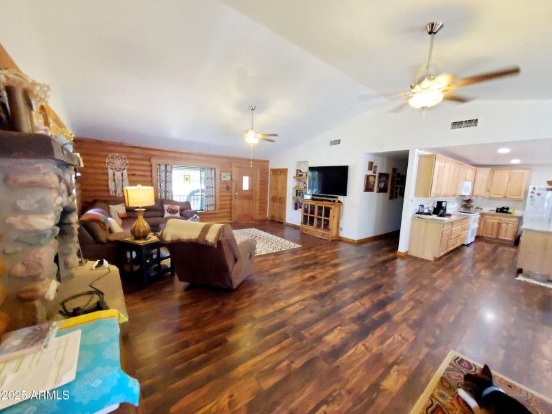 20250521_142549_resized