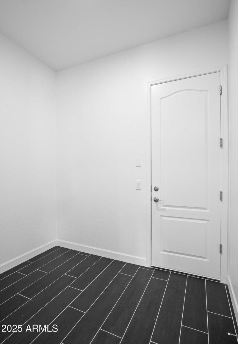 41-web-or-mls-_TMR5773