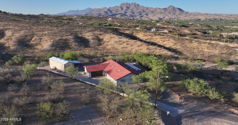 1147PEDROCT.00_00_25_21.Still001