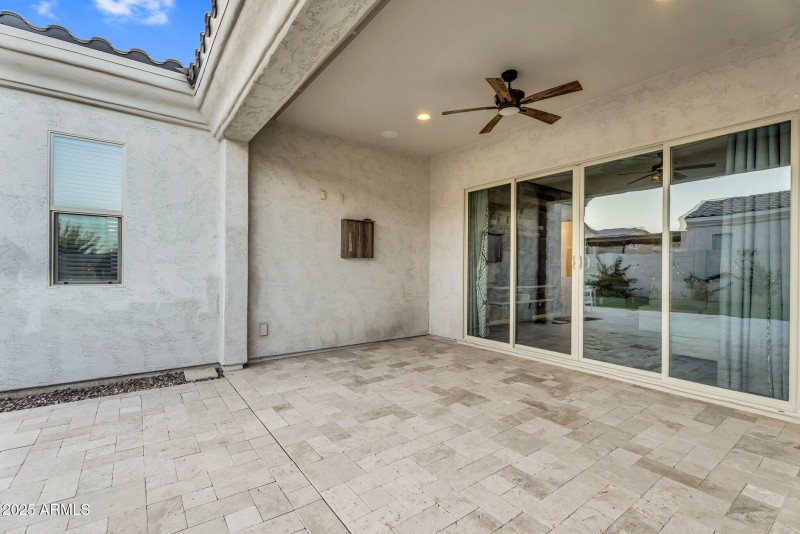 047_61-web-or-mls-42_715