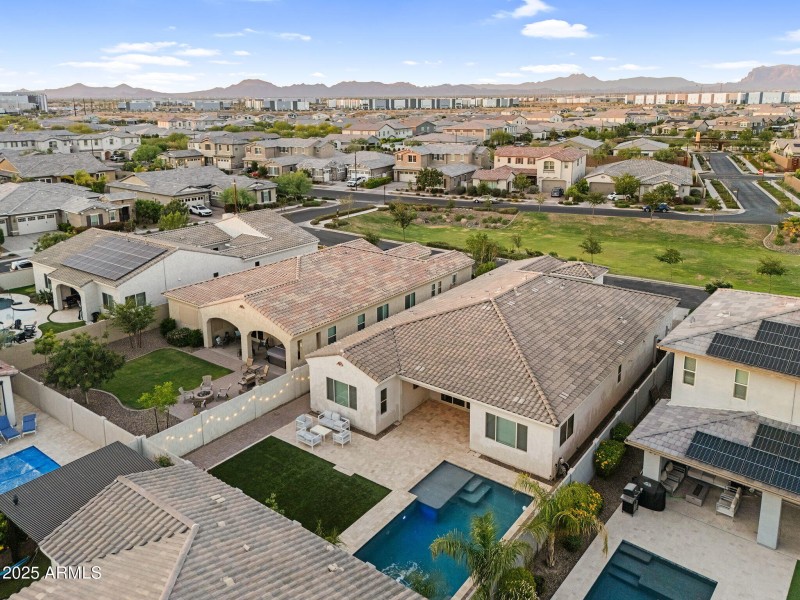 057_74-web-or-mls-dji_20250519201818_054