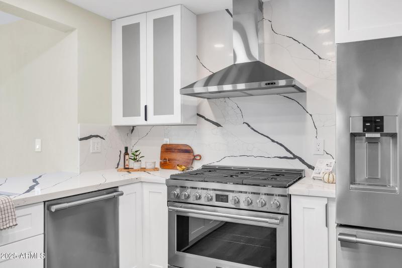 4910 E Shaw Butte Dr-20