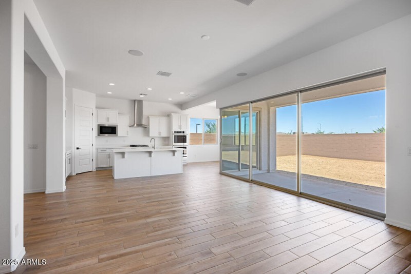 hj-az-phoenix-stonehaven-voyage-adelaide