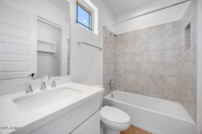 hj-az-phoenix-stonehaven-voyage-adelaide