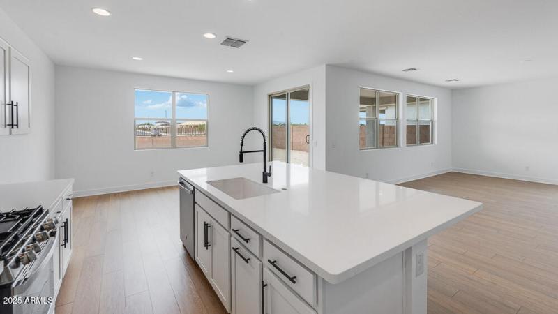 hj-az-phoenix-combs-ranch-discovery-sien