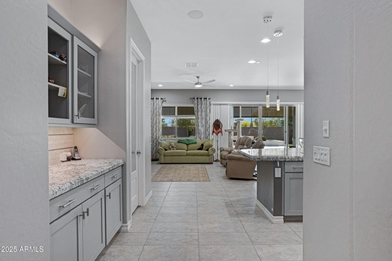 41465 W Sussex Dr-11