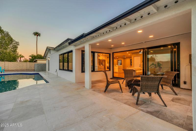 4910 E Shaw Butte Dr twilight-6