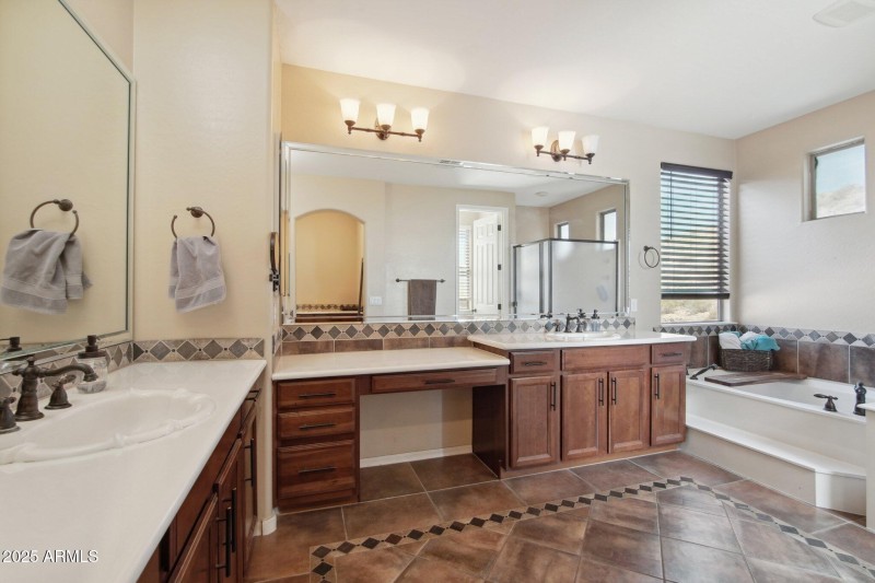 Double Vanities Master Ensuite