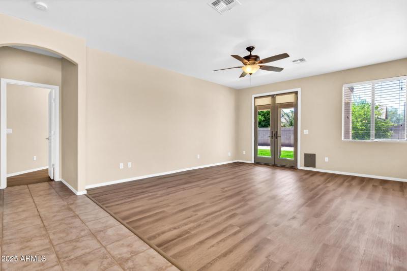 209 E Diamond Trl-5_(2048)