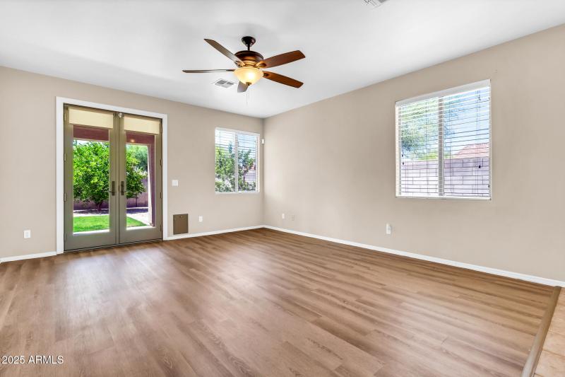 209 E Diamond Trl-9_(2048)