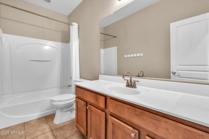 209 E Diamond Trl-27_(2048)