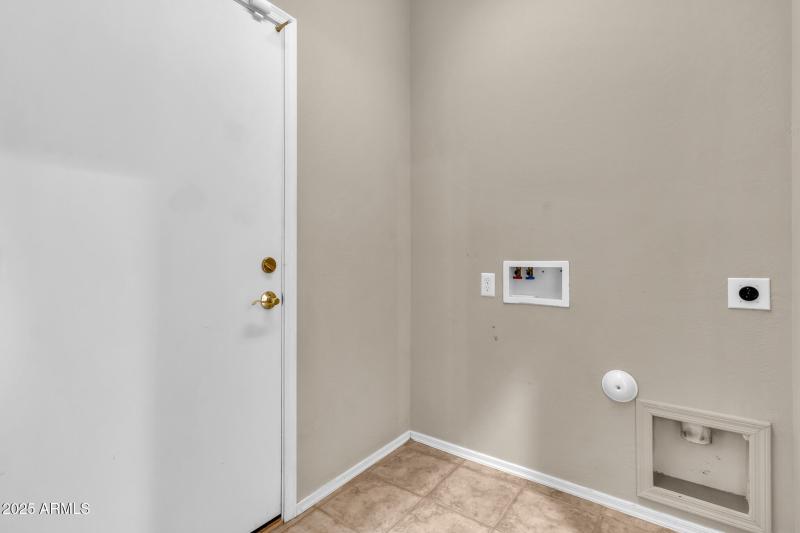 209 E Diamond Trl-35_(2048)