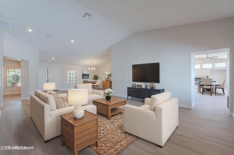 Colter-33 - Dining Room - Standard - 1