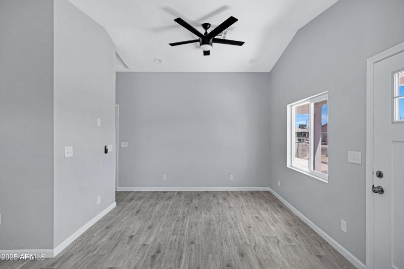 1804 E Pueblo Ave-7