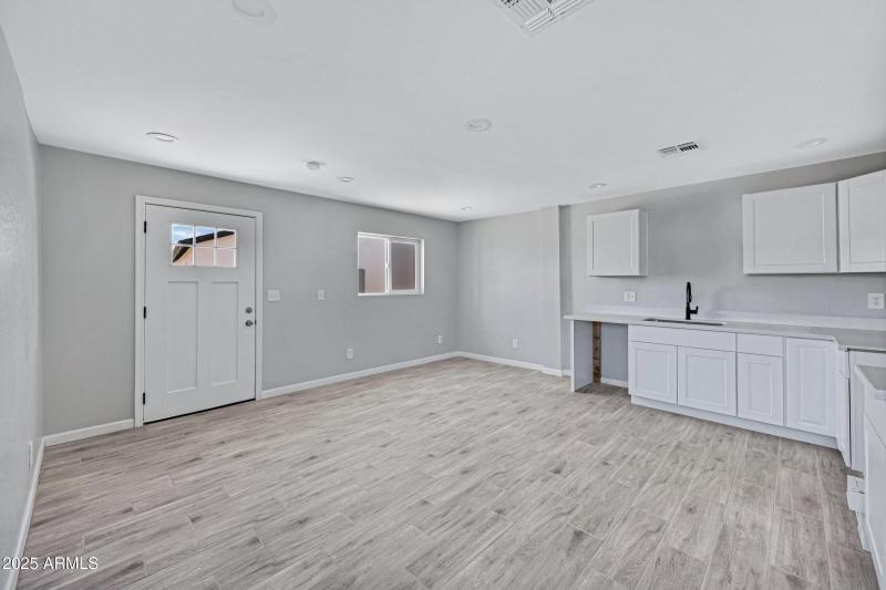 1804 E Pueblo Ave-25