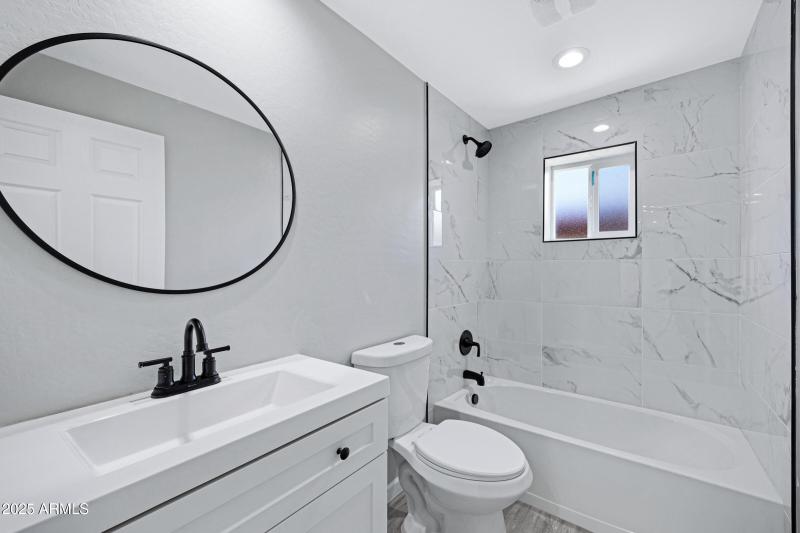 1804 E Pueblo Ave-40