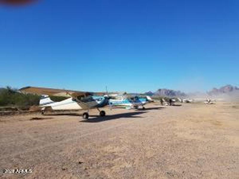 Fly_in_ETR-2