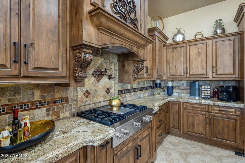 10-web-or-mls-D46A5904 copy