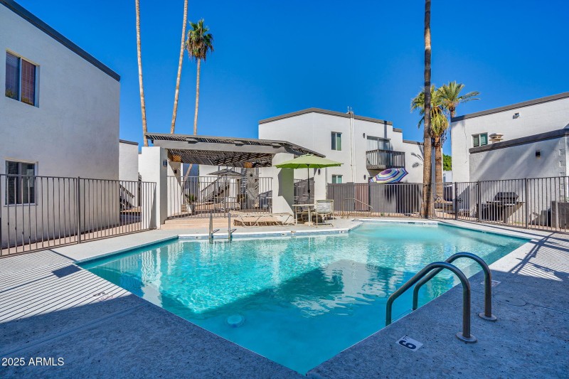 31-web-or-mls-Exterior-1