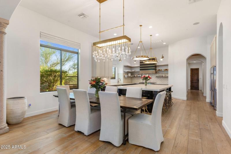 014_KitchenBreakfast