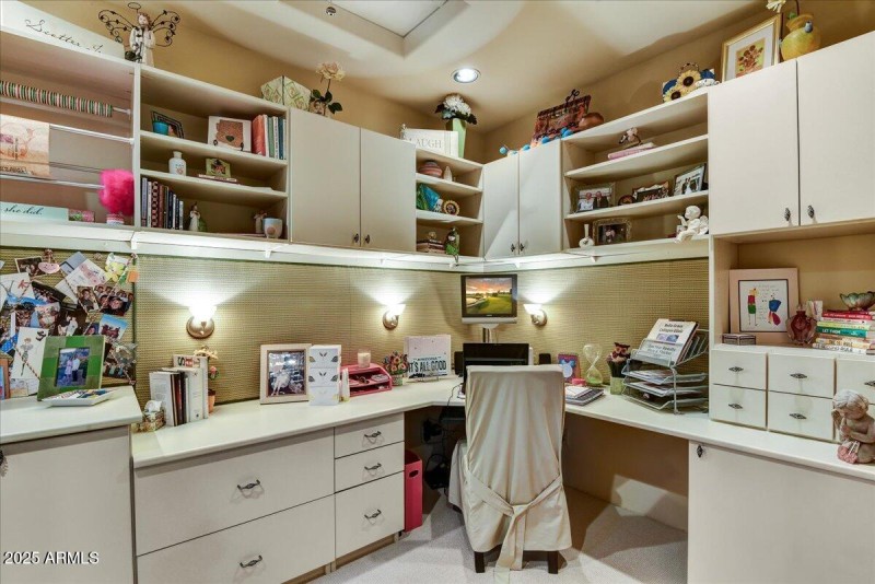 Adjacent Office/Bedroom 4