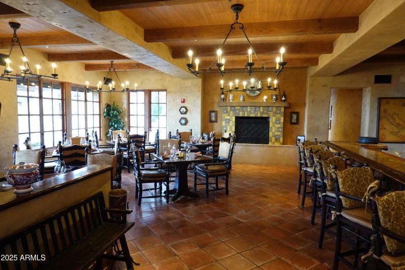 Constantino's lounge and bar