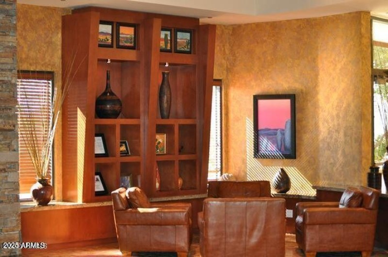 Kiva Club - Great Place to Meet