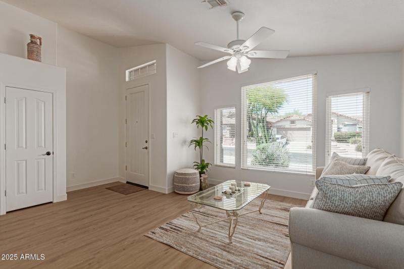 03- 1033 E MOUNTAIN VISTA DR, Phoenix