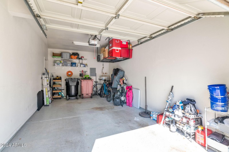 7710 E Gainey Ranch Rd-large-029-032-771