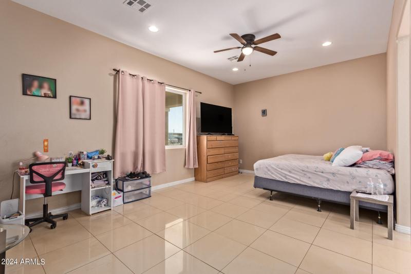 0020-20 - Indian School