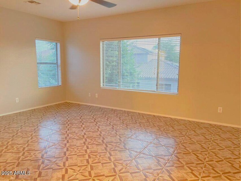 20211122213805511276000000-o